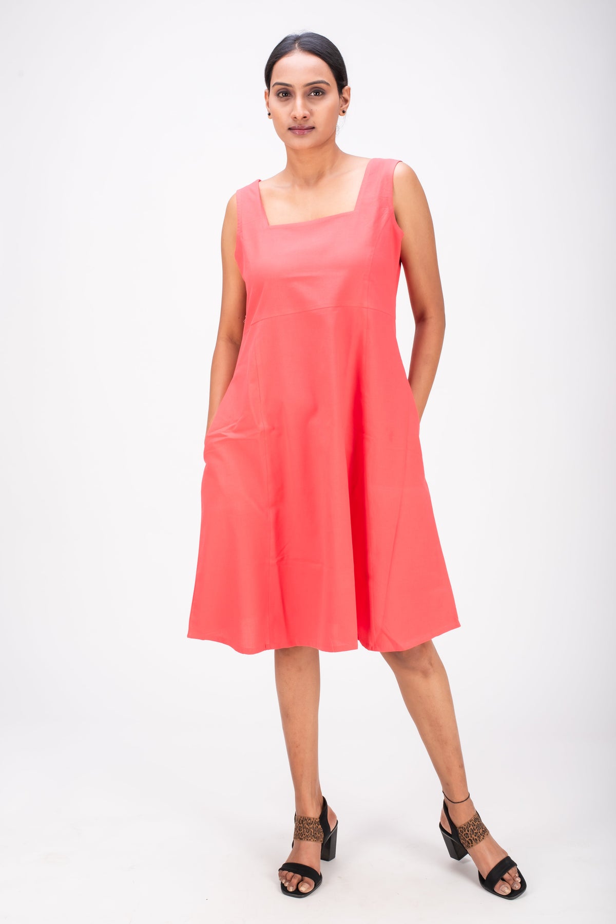 448-406 Whitelotus "Leena" Women's Dress