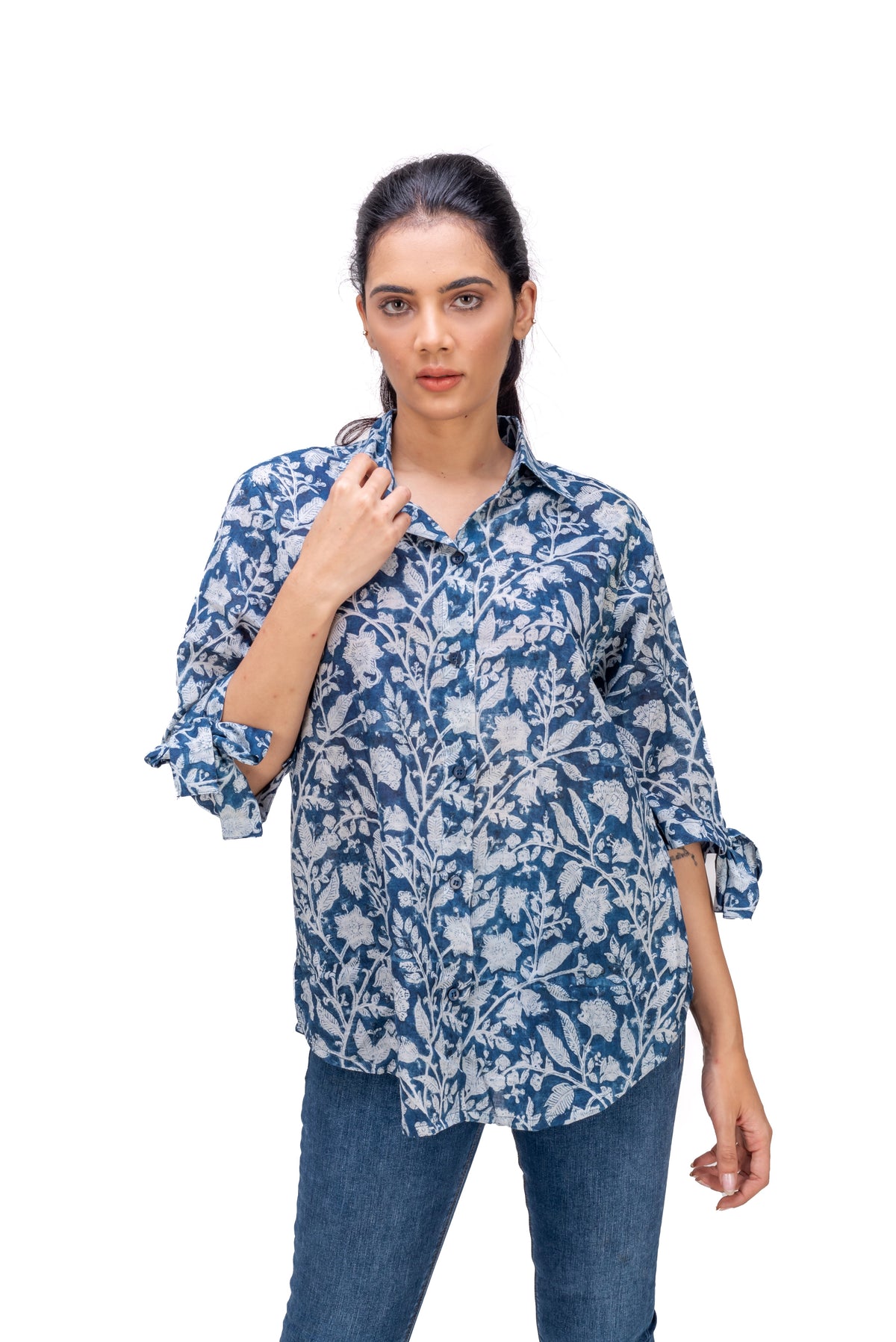 420-116 "Allan" Women's Bow tie Sleeve Shirt