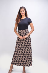 KK3008 Wrap Skirt - Black Paisley