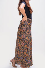 KK3010 Wrap Skirt (L/XL)- Flowers Black