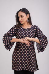 501-105 "Bell" Tunic top